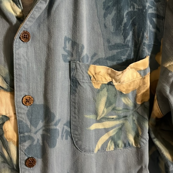 Vintage vacation Hawaiian style shirt. B6 - Picture 2 of 5